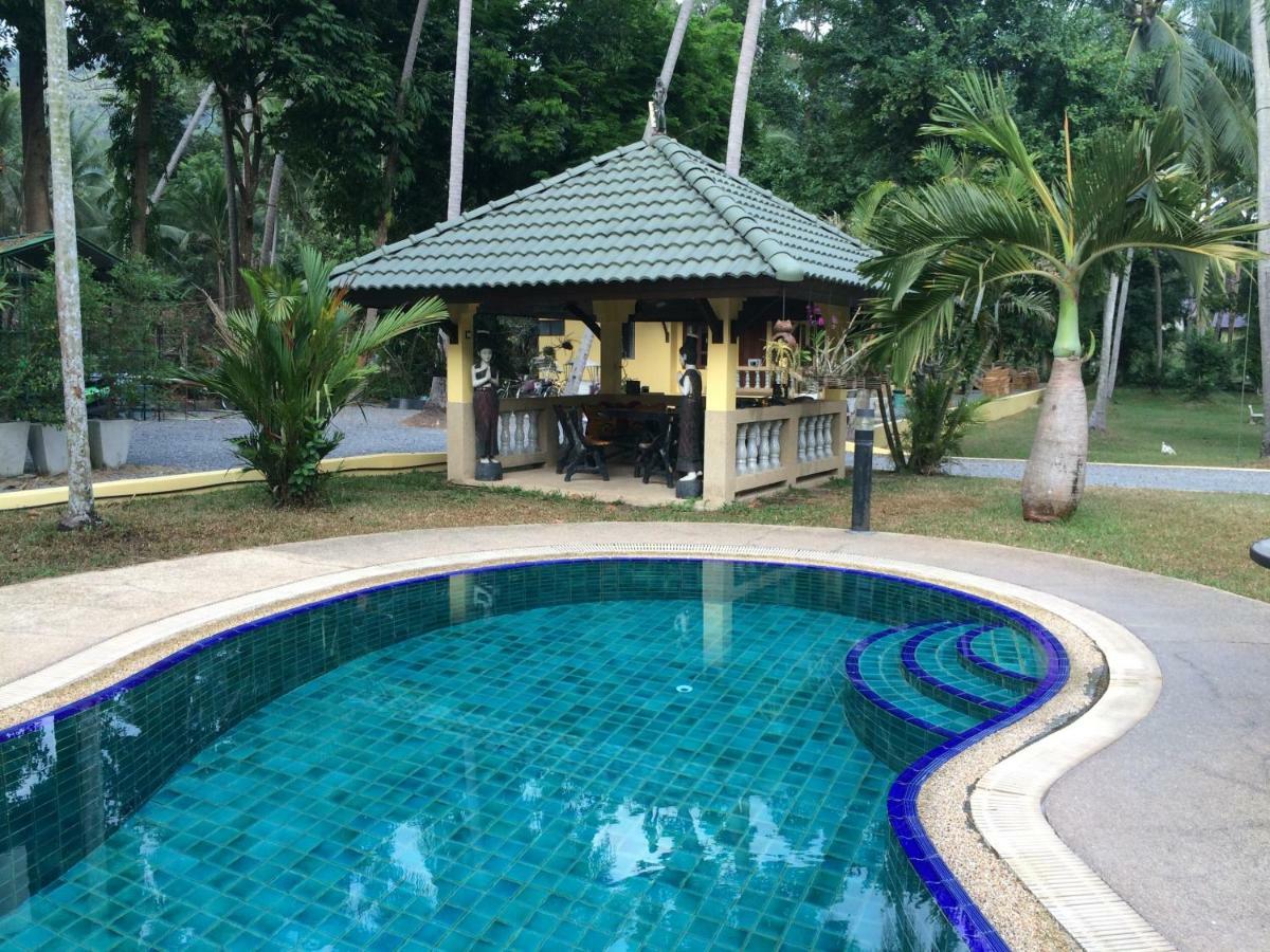 Marilyns Residential Resort Maret Exterior photo