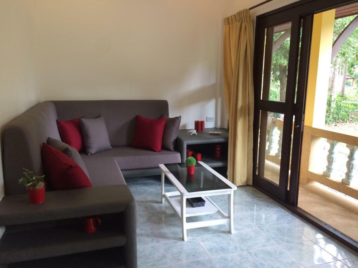 Marilyns Residential Resort Maret Exterior photo
